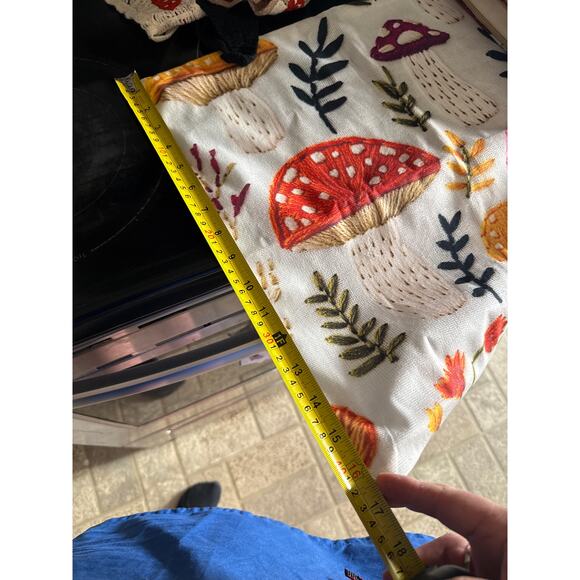 Mushroom lot - Picture 4 of 7